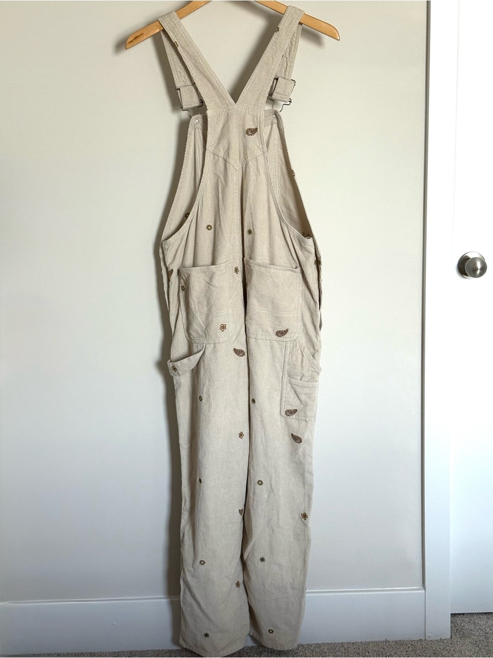 Vans Ground Work Hollywell Corduroy Embroidered Overalls Ivory Cream Medium - Picture 5 of 16